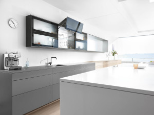 Kitchen with Blum AVENTOS HF